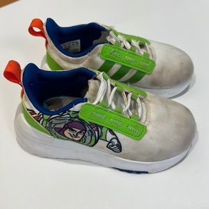 Toddler shoes size 7